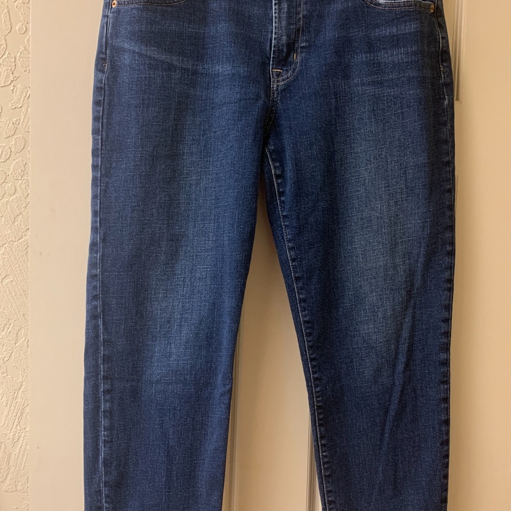 GAP Women’s Straight Fit Dark Blue Jeans